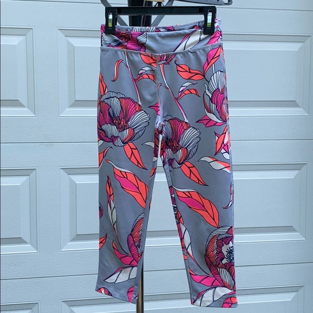 Gap Capris